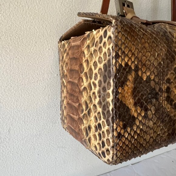 VINTAGE FENDI PYTHON BENTO BOX SMALL BAG RARE - Picture 3 of 10